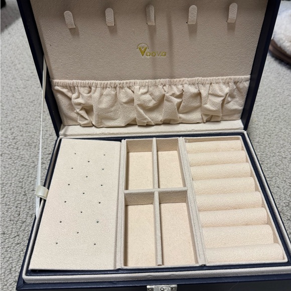 Navy jewelry box - Picture 2 of 7